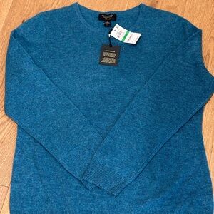 Charter Club blue Cashmere Pullover